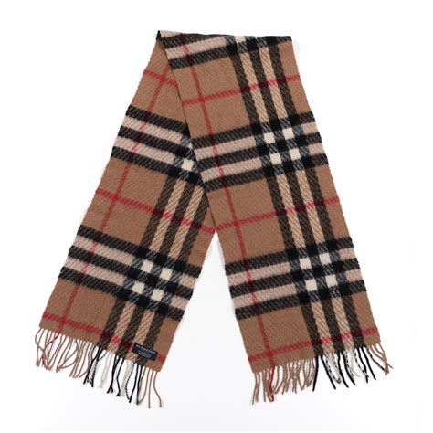 écharpe burberry lambswool|Burberry scarf 2024.